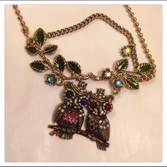 Betsey Johnson Jewelry - 🛍️SOLD🛍️ NWT Betsey Johnson Woodland Statement Necklace